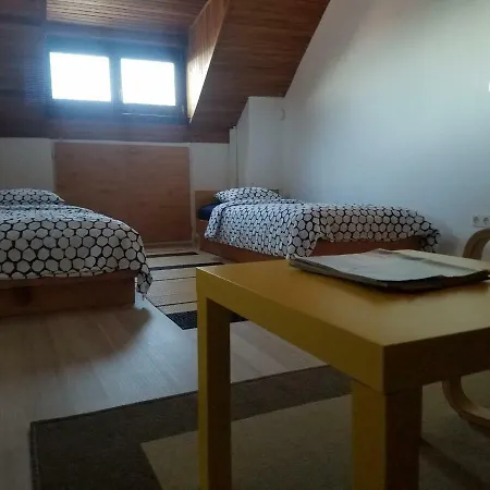 Panorama Apartman بيت للعطل Balatonalmádi